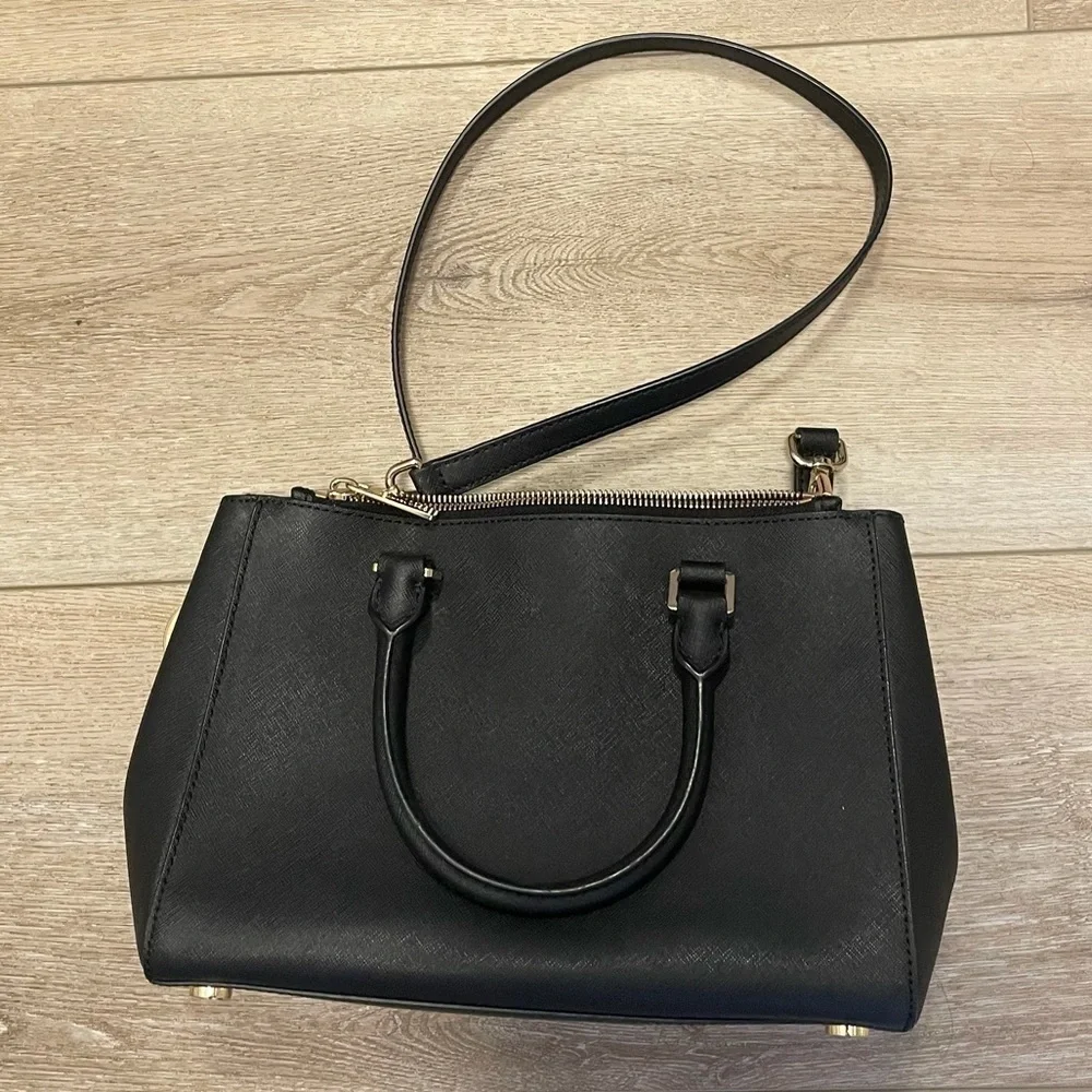 Michael Kors Sutton Satchel